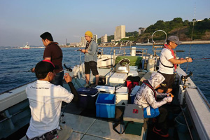 関門海峡にて釣り開始