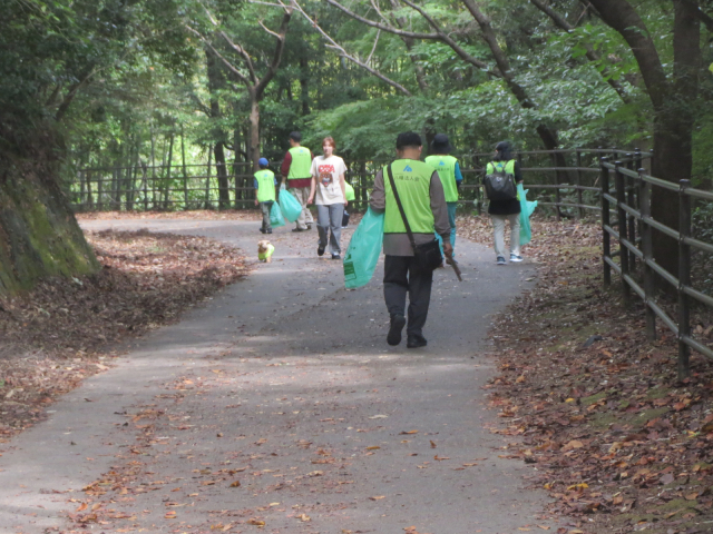 瀬板の森公園清掃活動　2