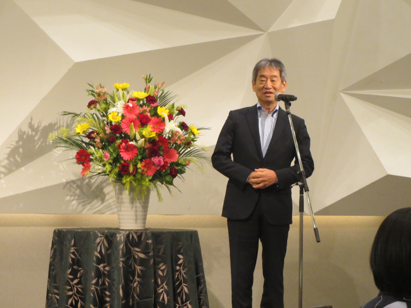 岡橋会長のあいさつ