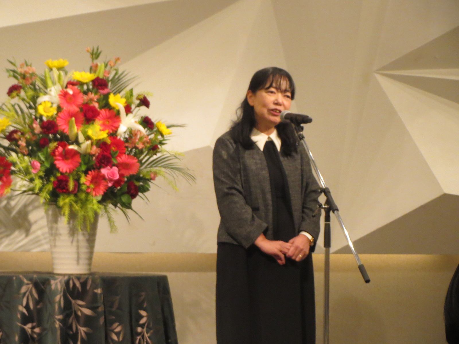 権頭女性部会長あいさつ