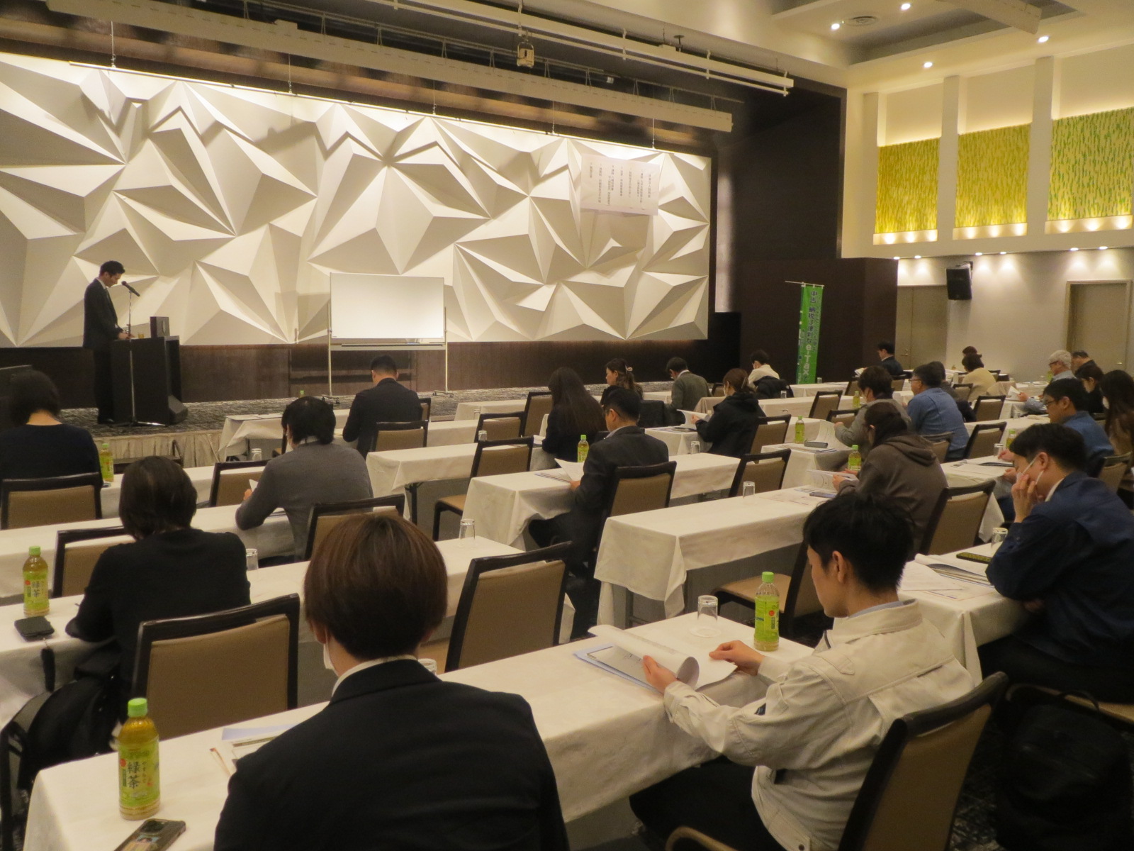 決算法人説明会　（2月・3月決算）